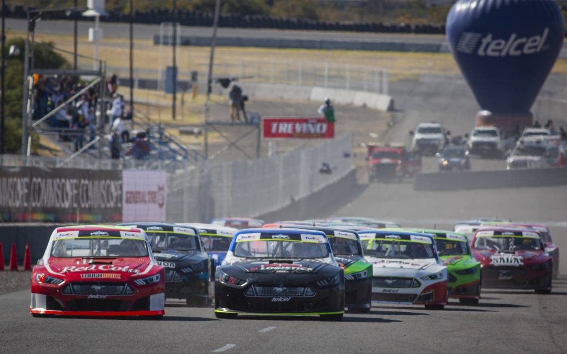 SOLO INVITADOS ESPECIALES PARA NASCAR PEAK MÉXICO SERIES EN QUERÉTARO