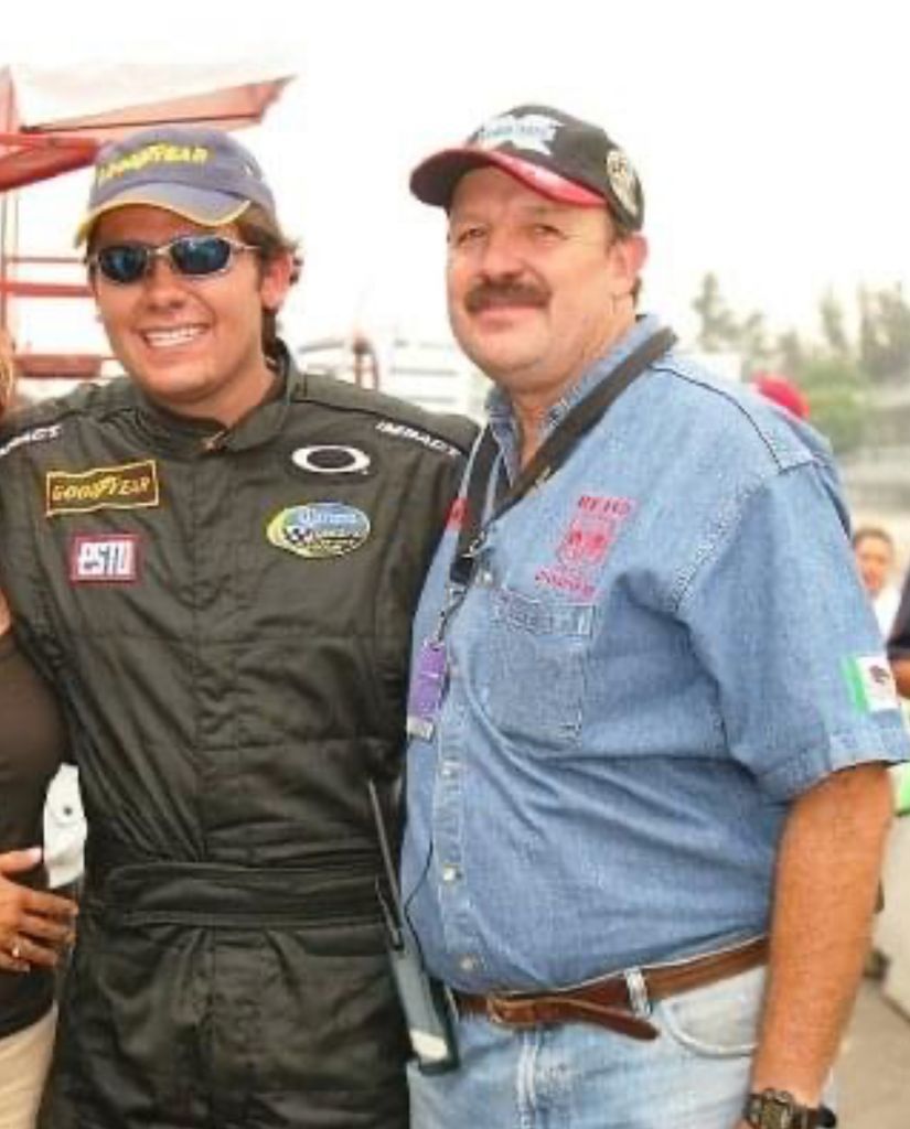 Rubén Rovelo Sr. y Rubén Rovelo Jr., campeón de NASCAR PEAK México Series 2020.