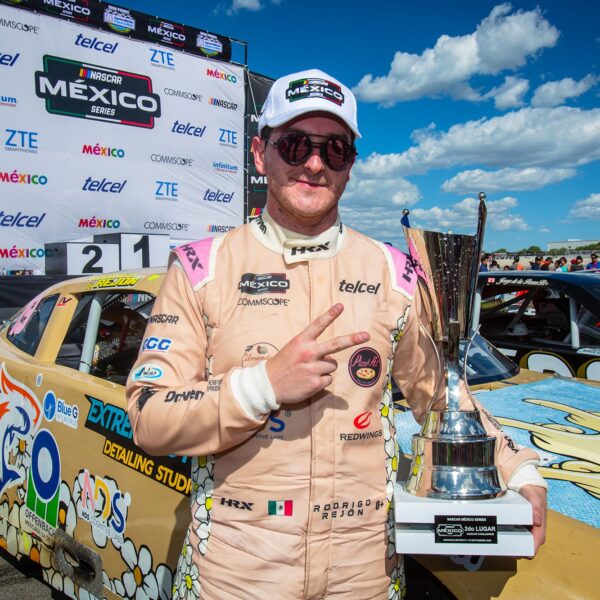 RODRIGO REJÓN, SUBIÓ AL PODIO DE NASCAR CHALLENGE EN AGUASCALIENTES Y DIO PASO RUMBO A PLAYOFFS