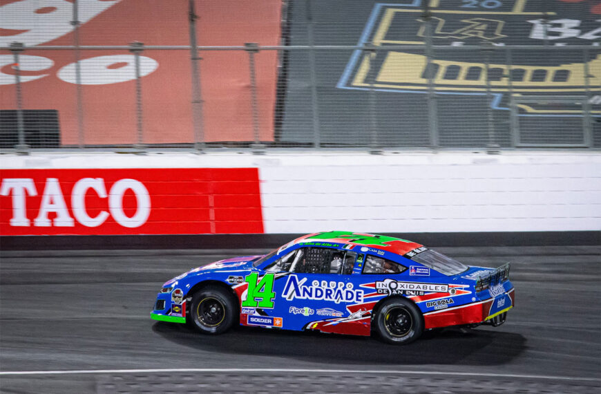 ALEX DE ALBA Y EL ALESSANDROS RACING, SALIERON CON TOP-3 DE NASCAR MÉXICO EN EL MEMORIAL COLISEUM