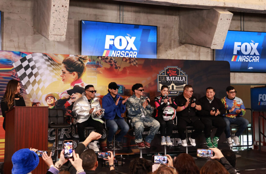 REGINA SIRVENT Y GRUPO FIRME UNA MANCUERNA ESPECTACULAR