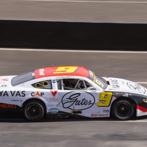 ELOY SEBASTIAN FUE PRIMERO EN NASCAR CHALLENGE