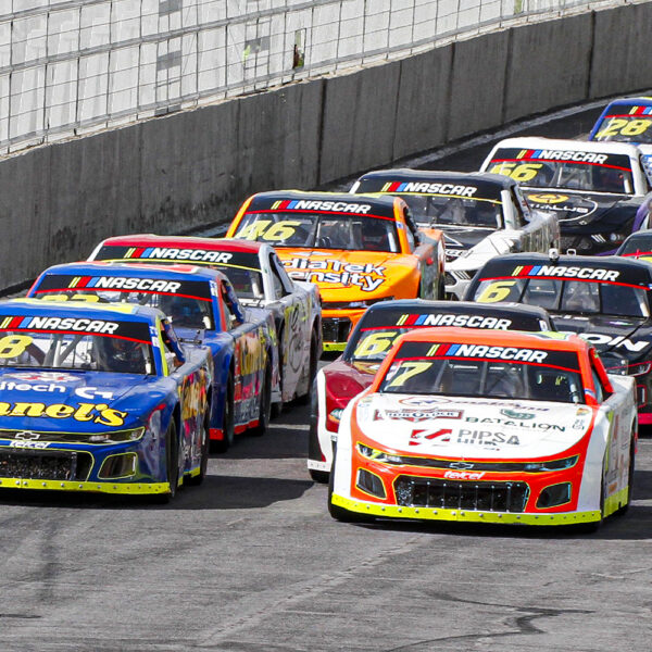 CONTINÚA XAVI RAZO CON SU RACHA DE SUBIR A PODIOS EN NASCAR MÉXICO SERIES