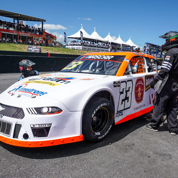 ESTÁ MAX GUTIÉRREZ EN EL TOP TEN DE LA NASCAR MÉXICO SERIES 2024