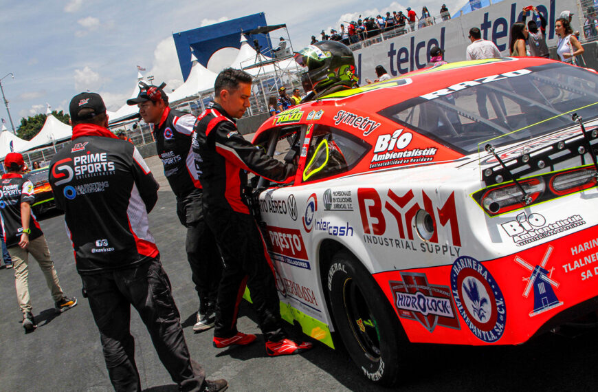 SIGUE XAVI RAZO AL FRENTE EN NASCAR MÉXICO SERIES 2024