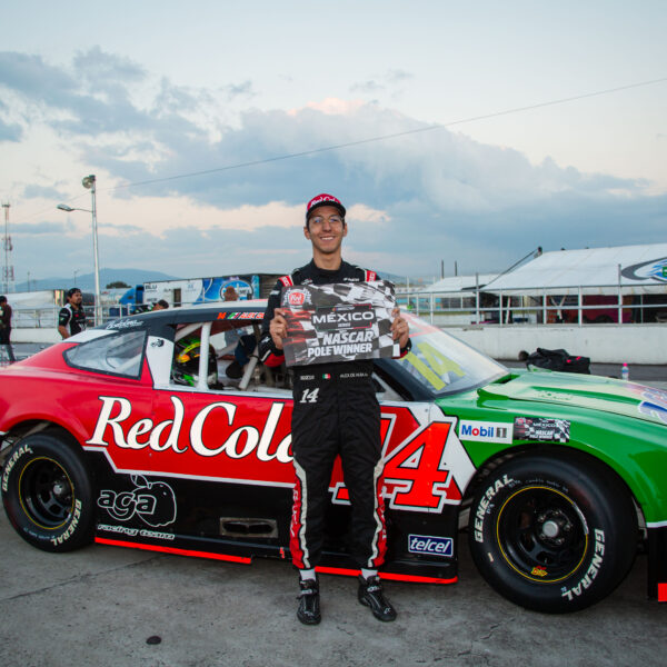 ALEX DE ALBA JR. CON LA POLE DE NASCAR MÉXICO SERIES EN EL “GRAN PREMIO RED COLA”