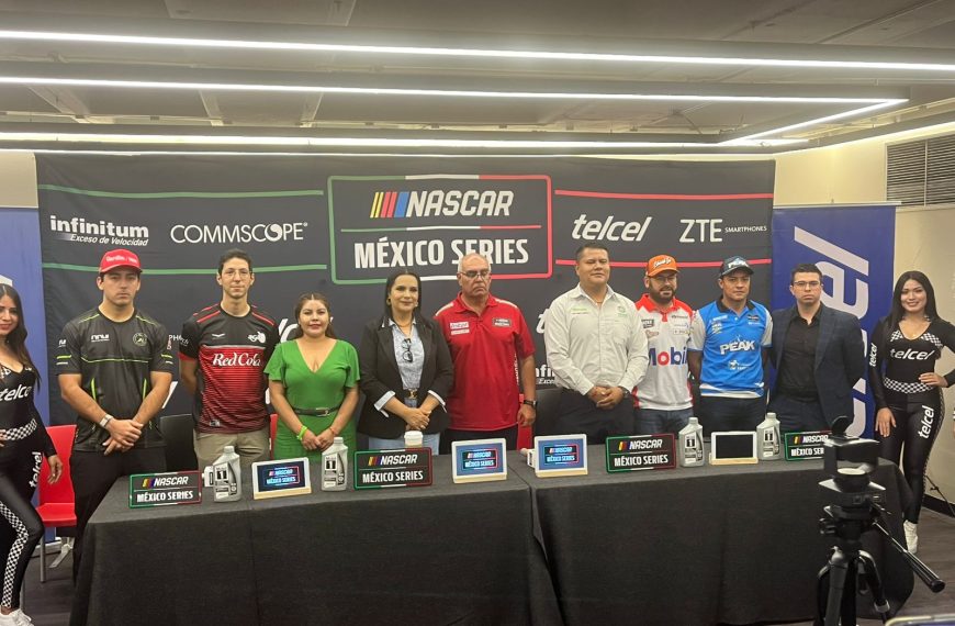 SE PRESENTÓ “LA POTOSINA 200” DE NASCAR MÉXICO